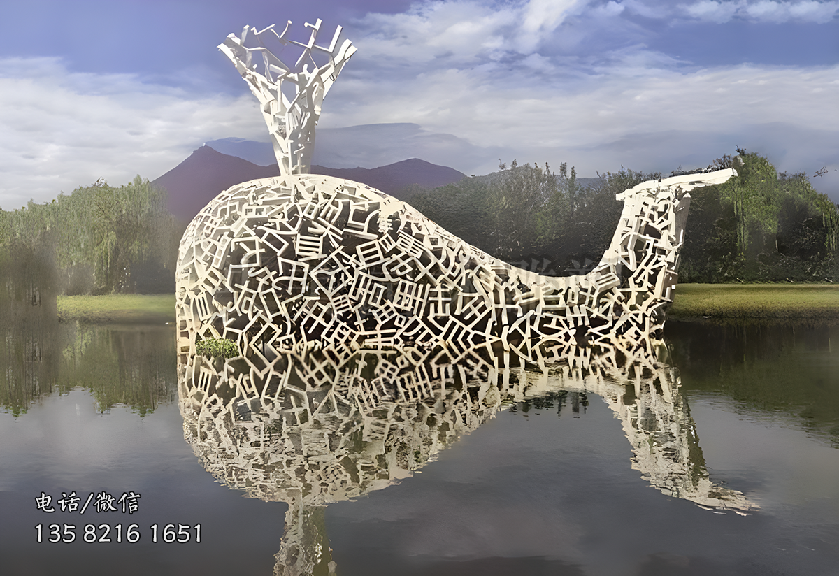 字符鯨魚抽象雕塑