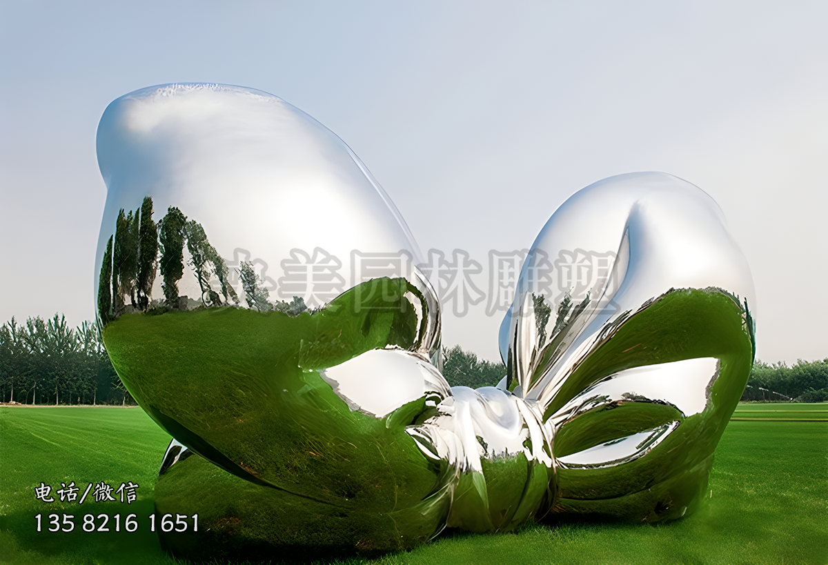 鏡面不銹鋼蝴蝶結雕塑