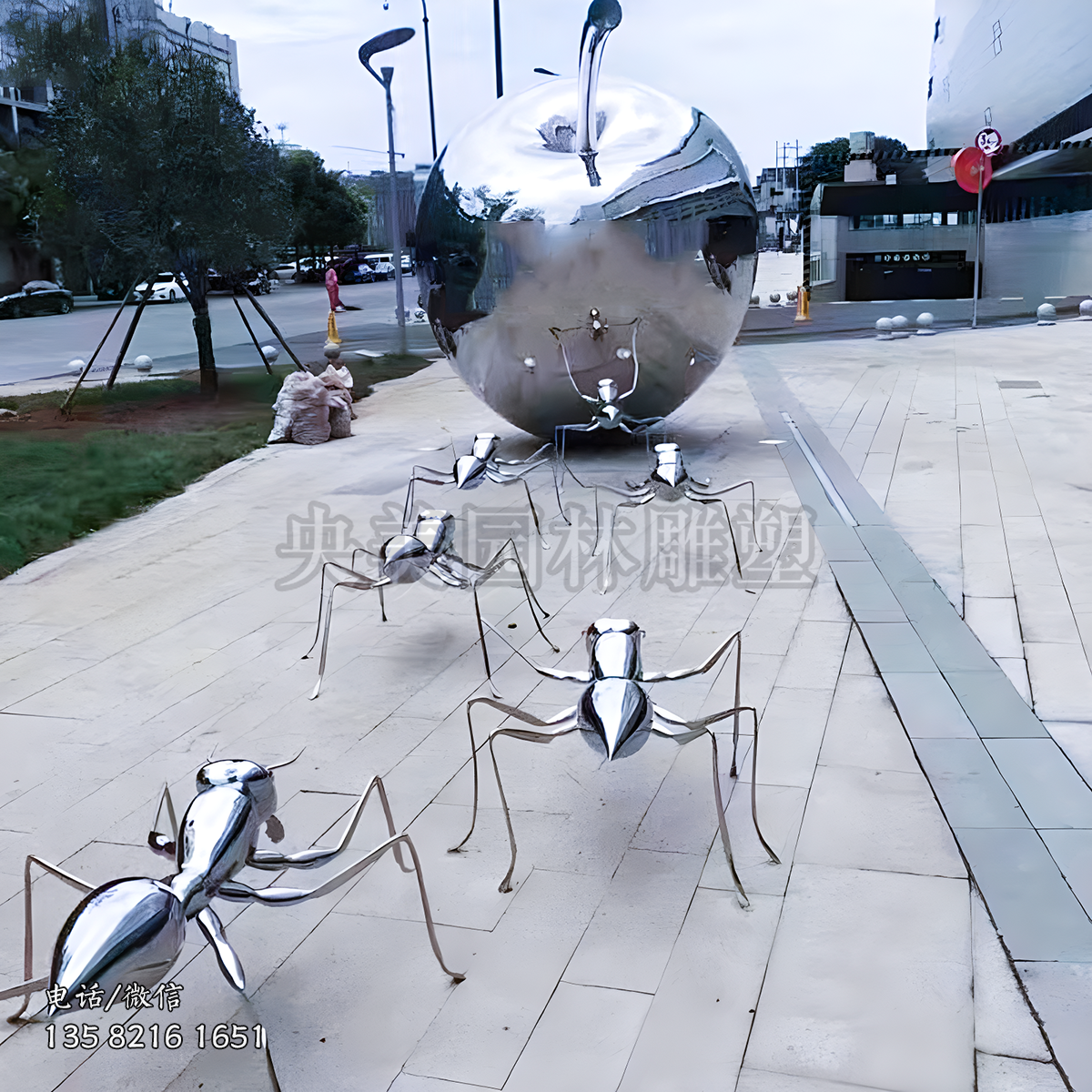 推蘋果的螞蟻雕塑