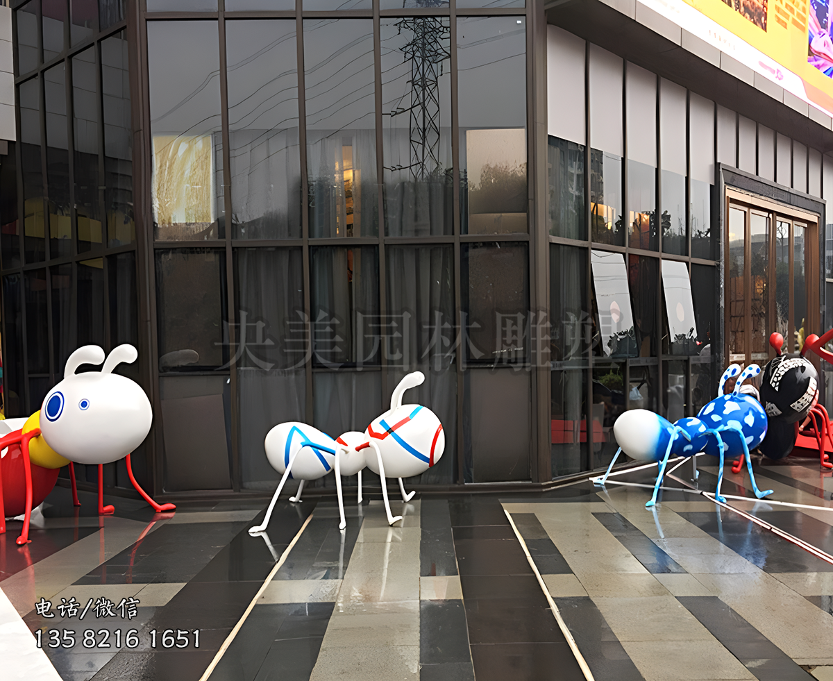 彩繪玻璃鋼螞蟻雕塑