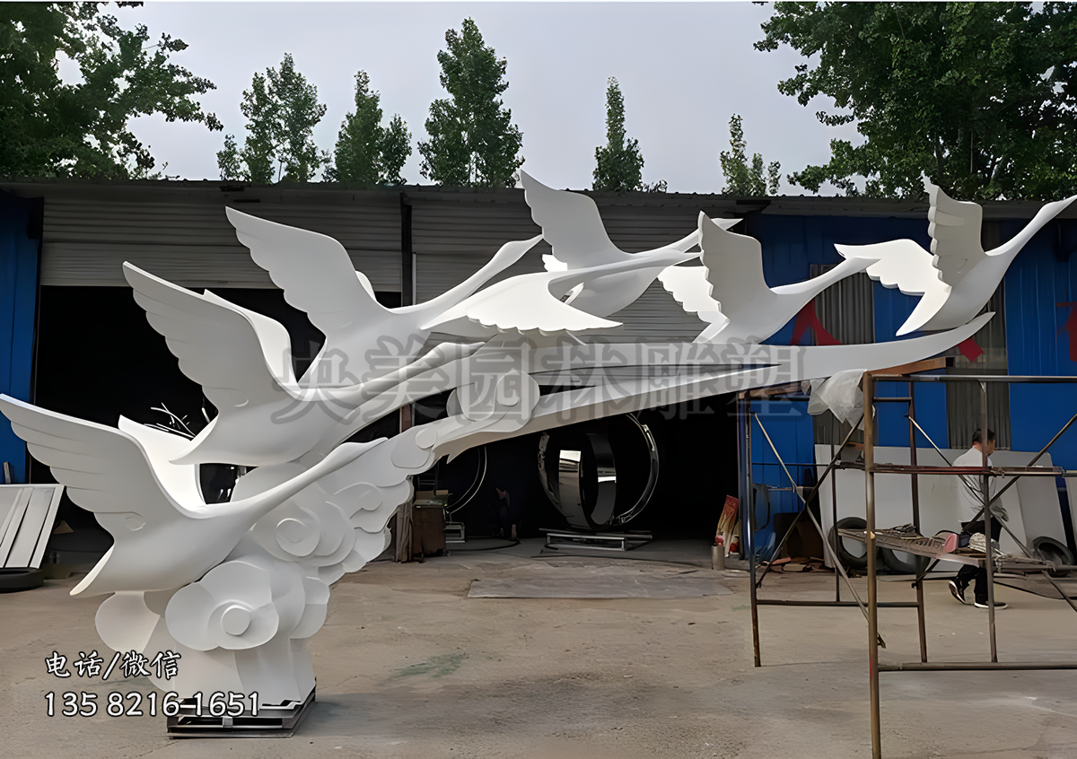 不銹鋼噴漆大雁雕塑群景觀雕塑