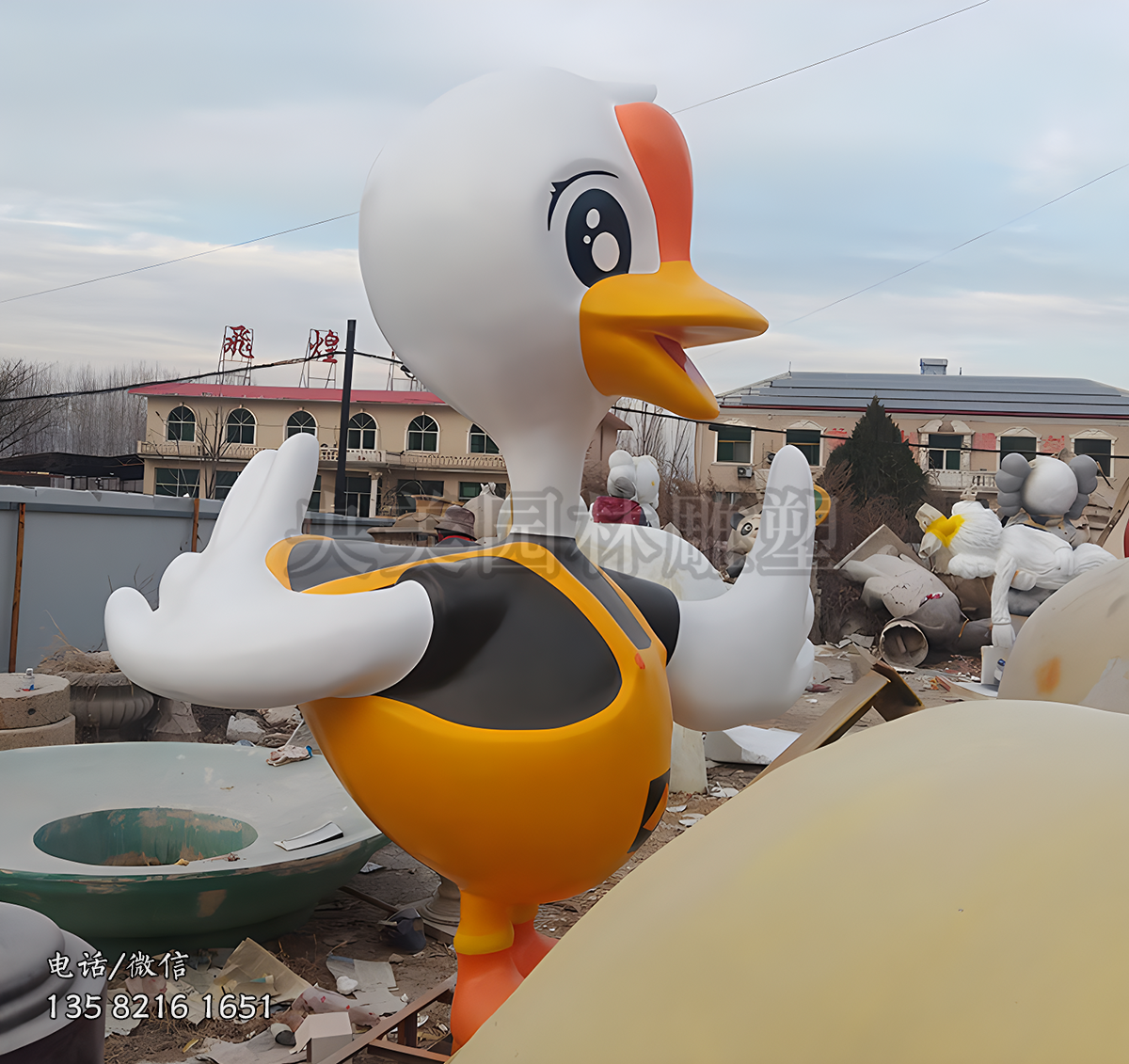 玻璃鋼鴨子公仔卡通動物雕塑