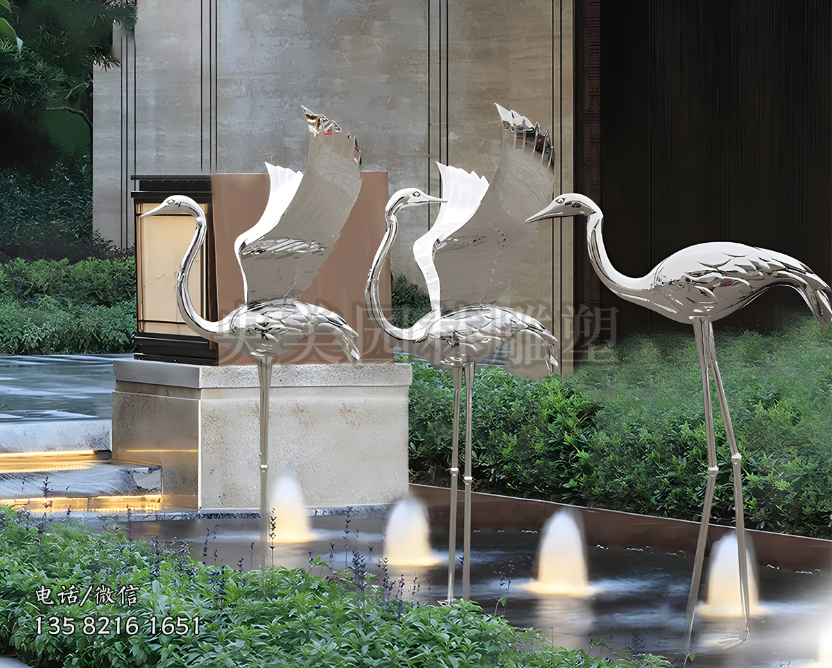 不銹鋼鏡面仙鶴雕塑擺件