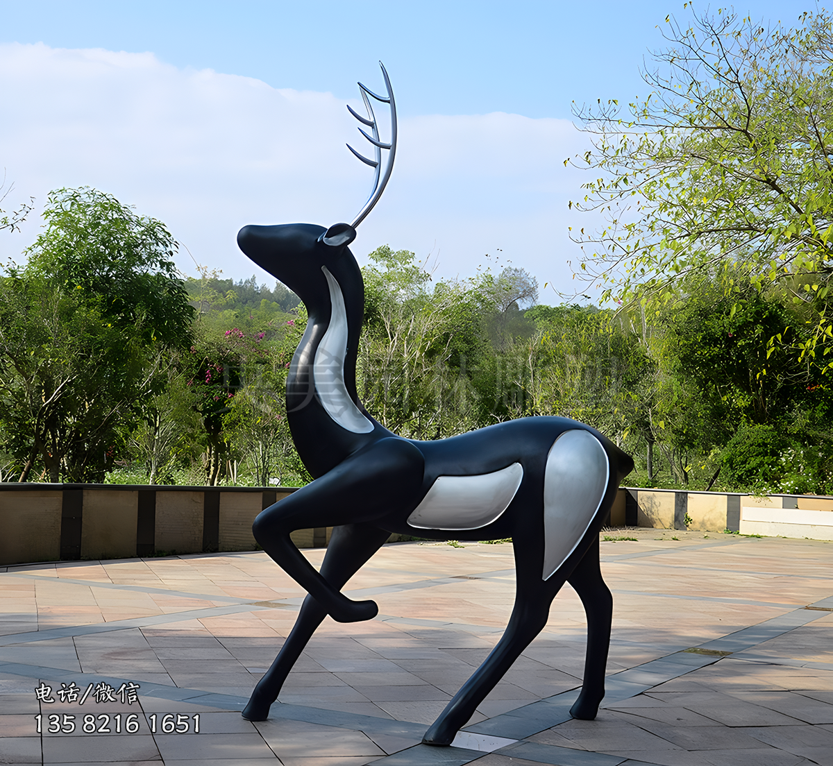 戶(hù)外園林大型景觀黑色玻璃鋼梅花鹿雕塑