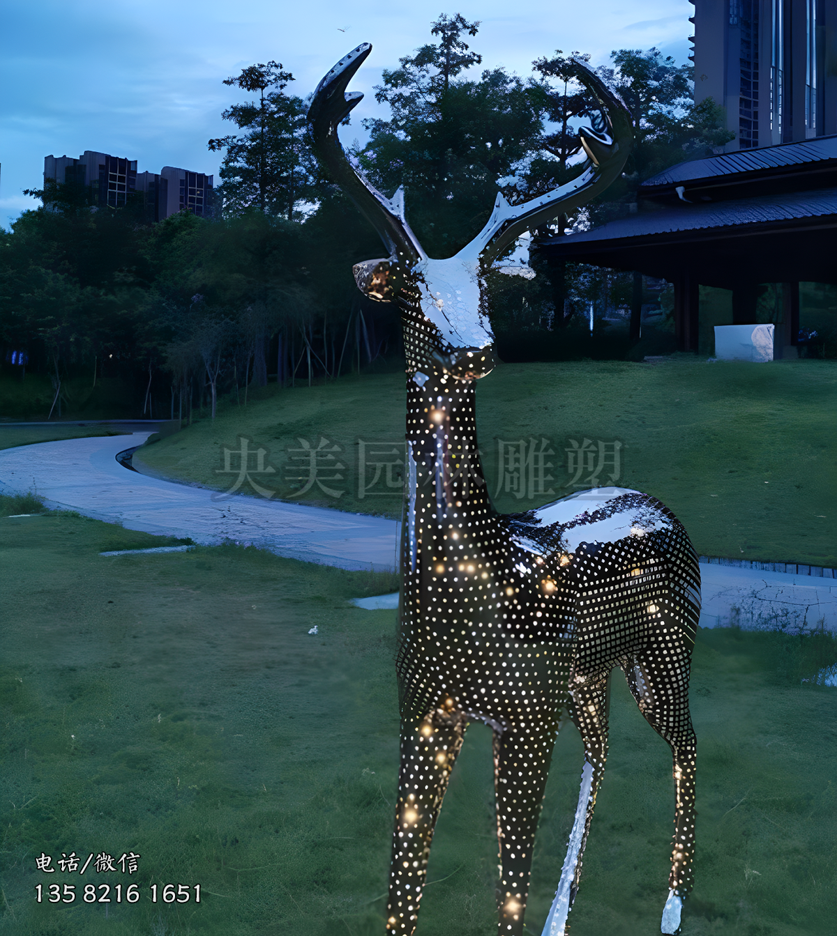 鏡面不銹鋼圓點(diǎn)鏤空透光梅花鹿雕塑