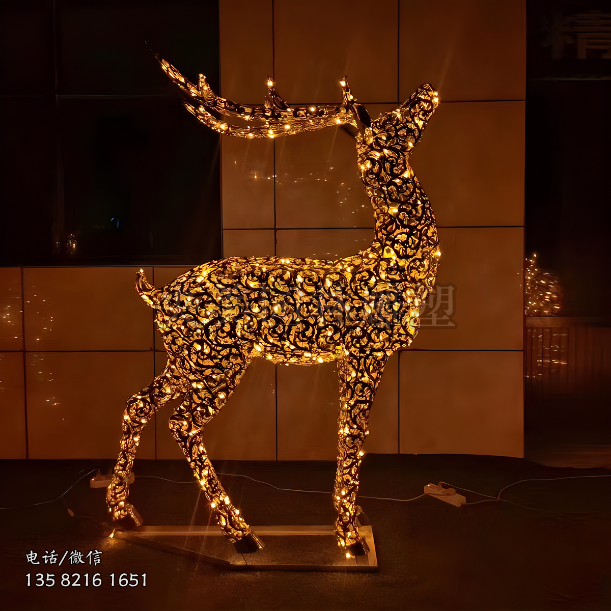 鐵藝不銹鋼網(wǎng)狀鏤空發(fā)光梅花鹿雕塑