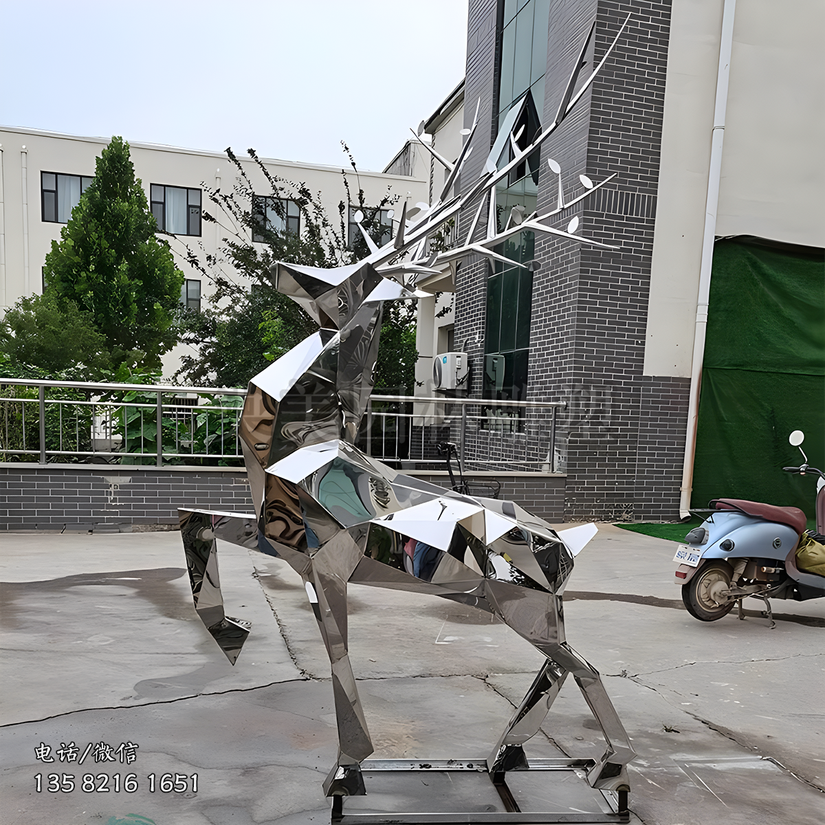 鏡面不銹鋼切面樹(shù)枝鹿雕塑