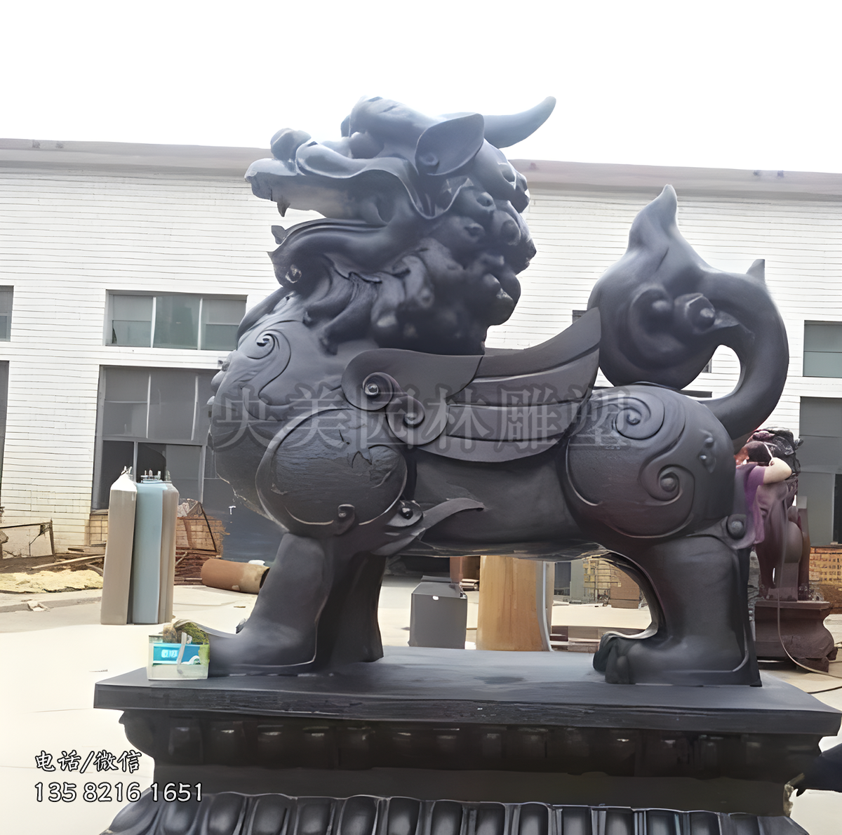 大門(mén)納福招財(cái)貔貅銅雕