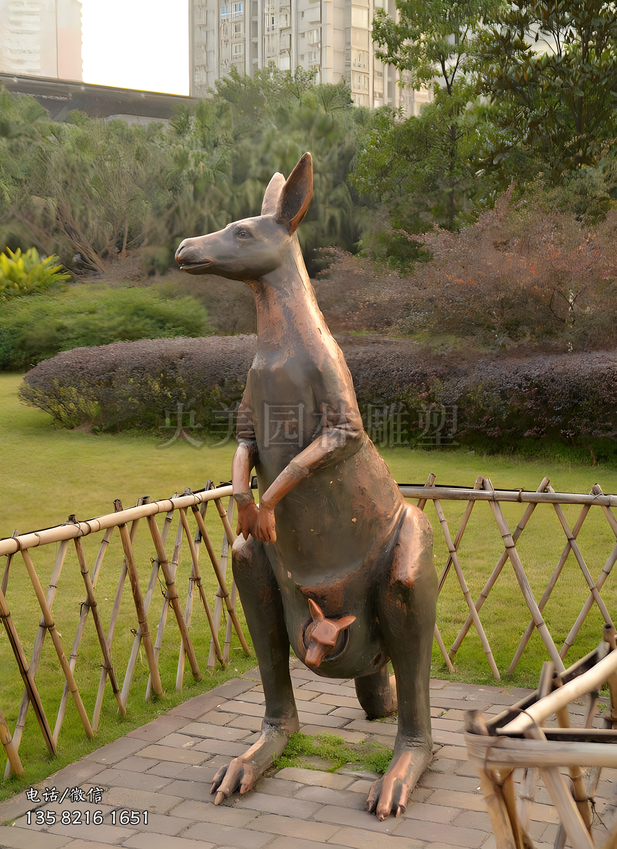 紫銅鑄造袋鼠雕塑