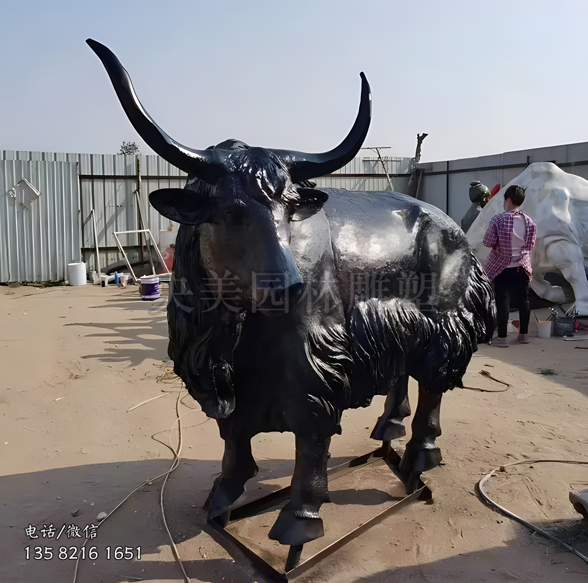 仿銅玻璃鋼牦牛雕塑
