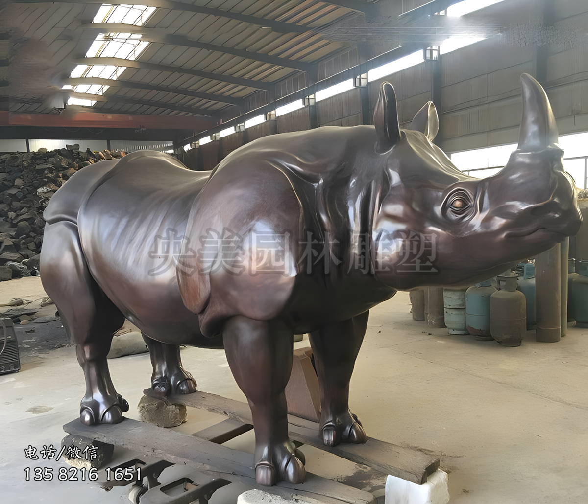 鑄銅仿真犀牛銅雕