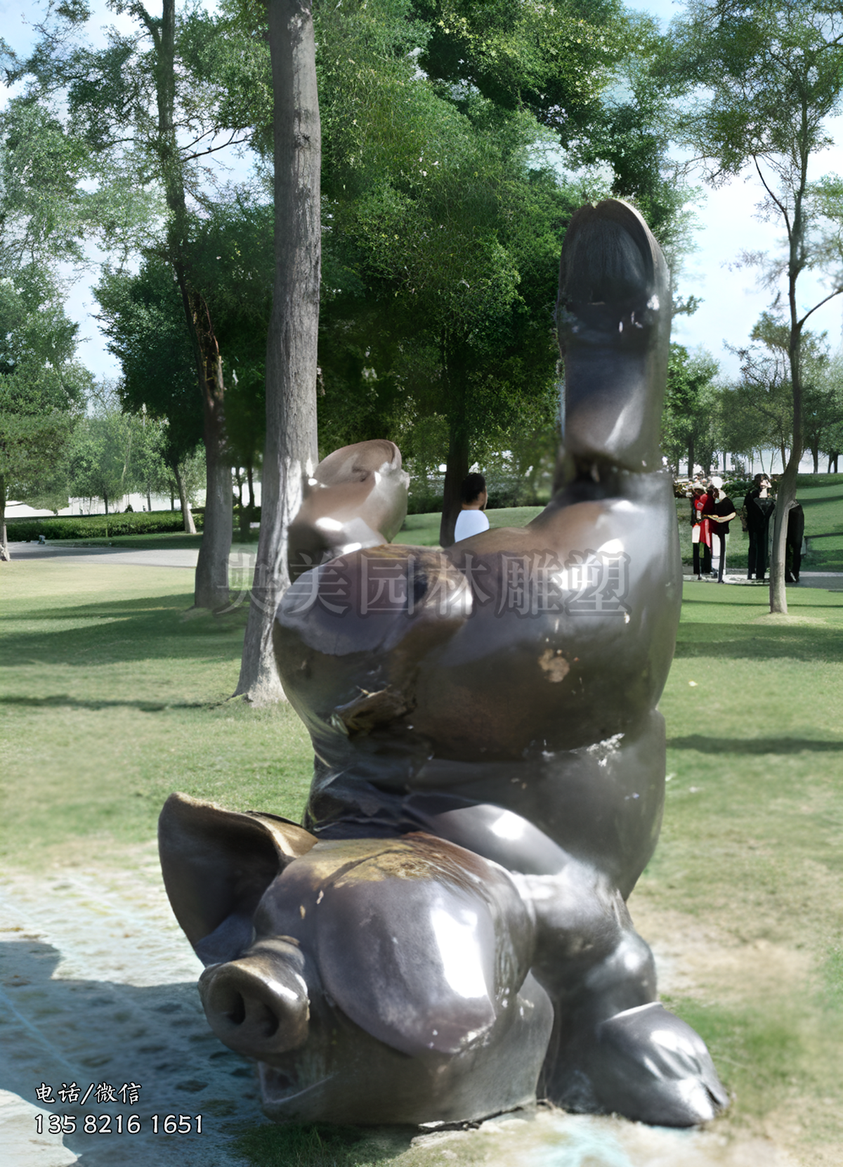 純銅鑄造可愛豬雕塑