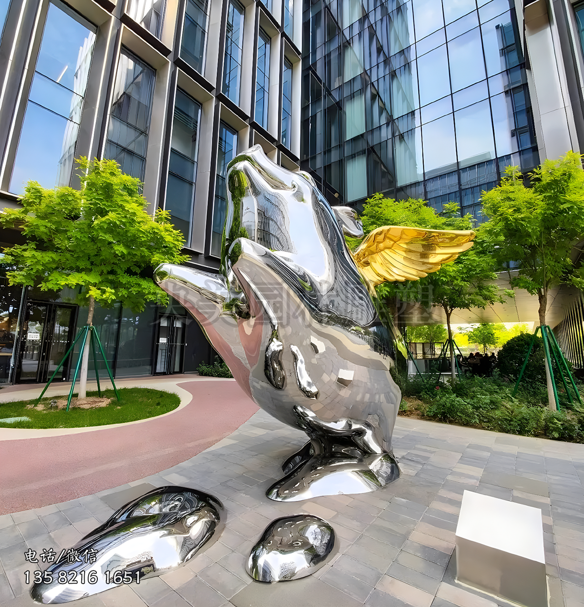 不銹鋼飛豬卡通雕塑