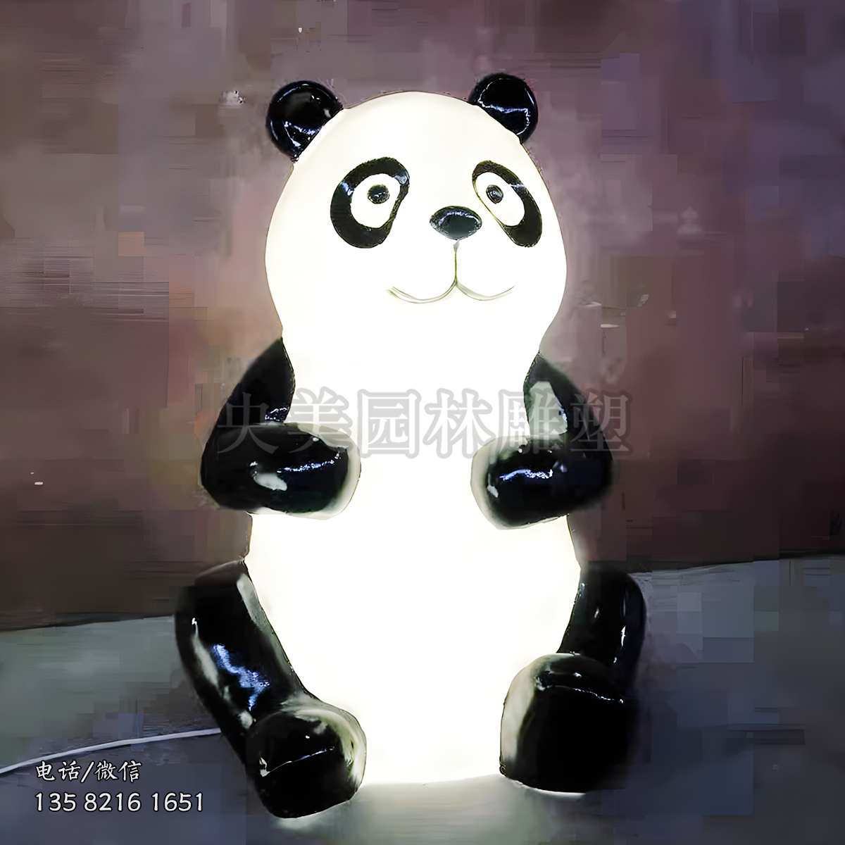 透光熊貓玻璃鋼雕塑