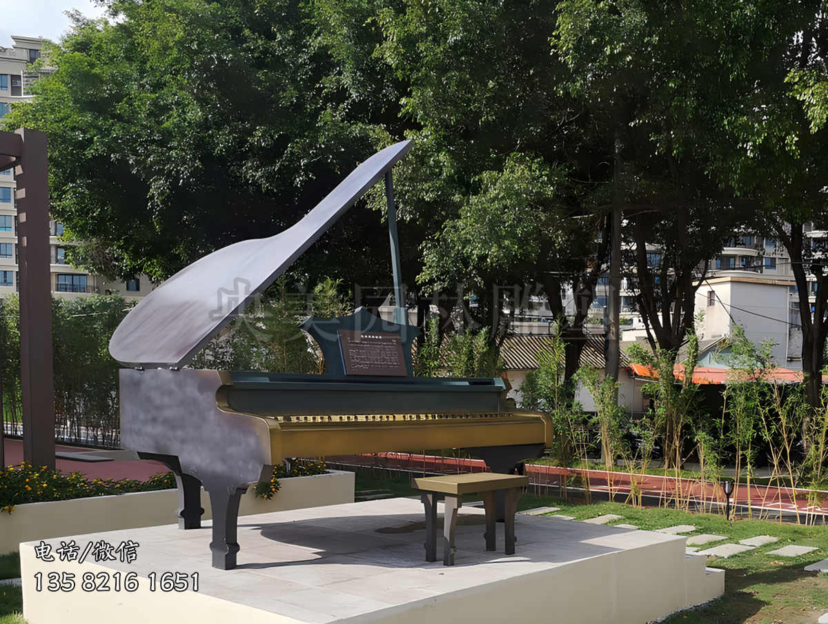 仿真鋼琴景觀雕塑擺件