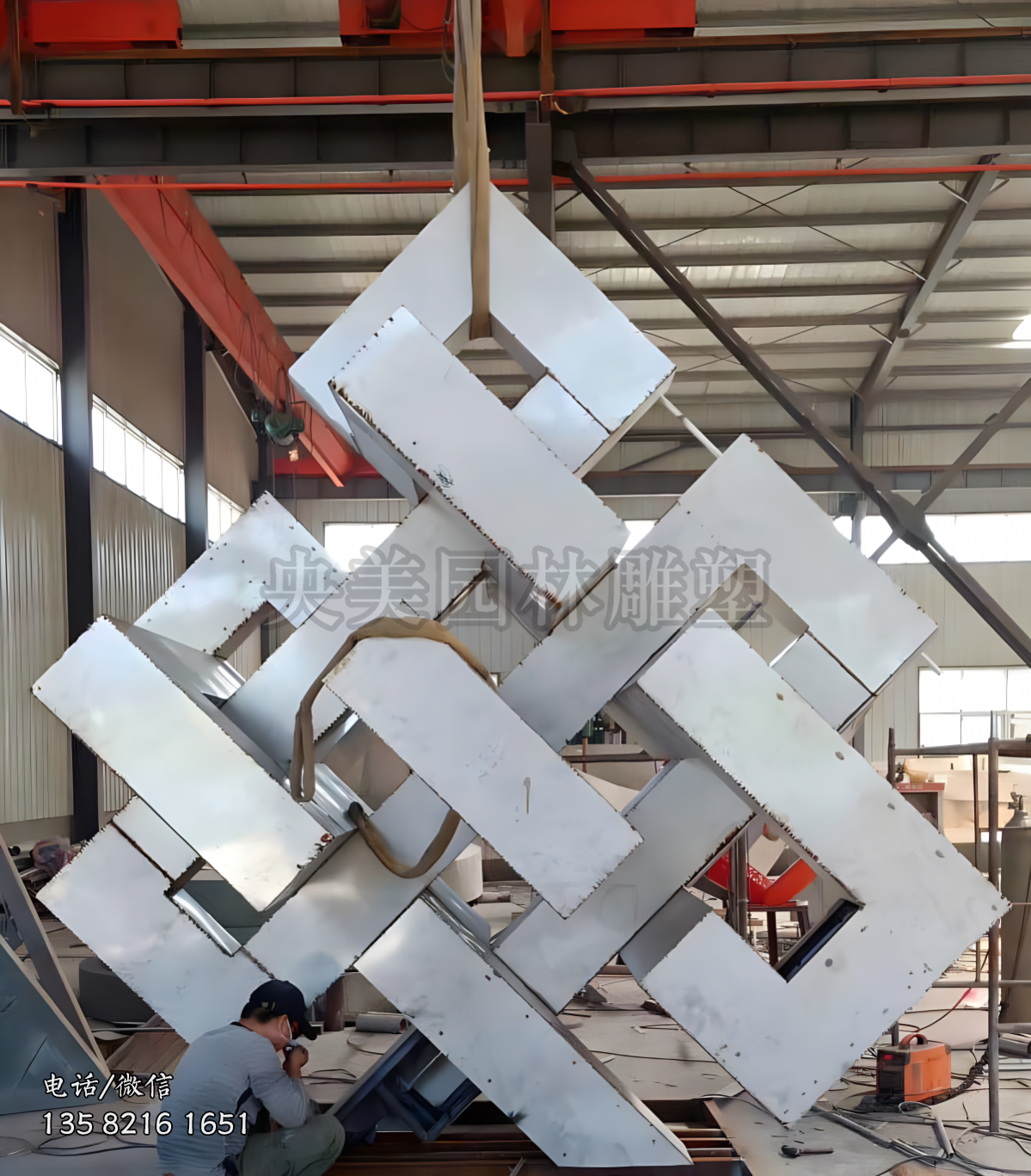 不銹鋼中國結(jié)雕塑