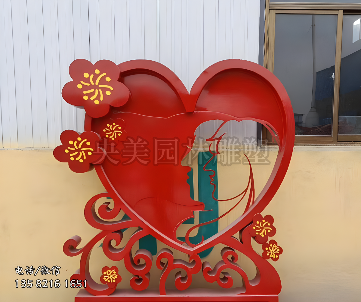 鏤空剪影愛心造型雕塑擺件