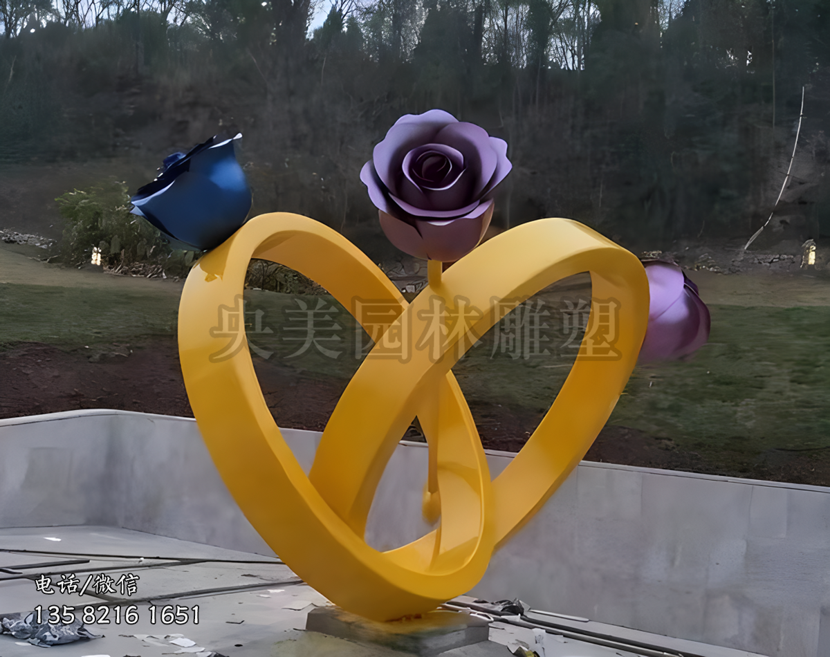 戒指造型不銹鋼圓環(huán)景觀雕塑