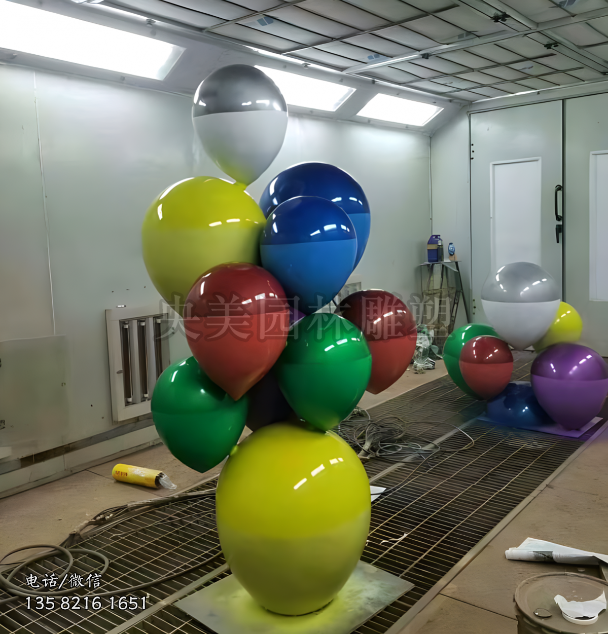 玻璃鋼噴鍍氣球景觀(guān)雕塑