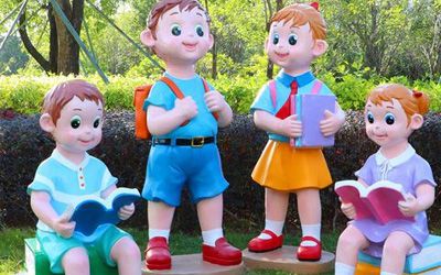 學(xué)校校園卡通動漫人物雕塑